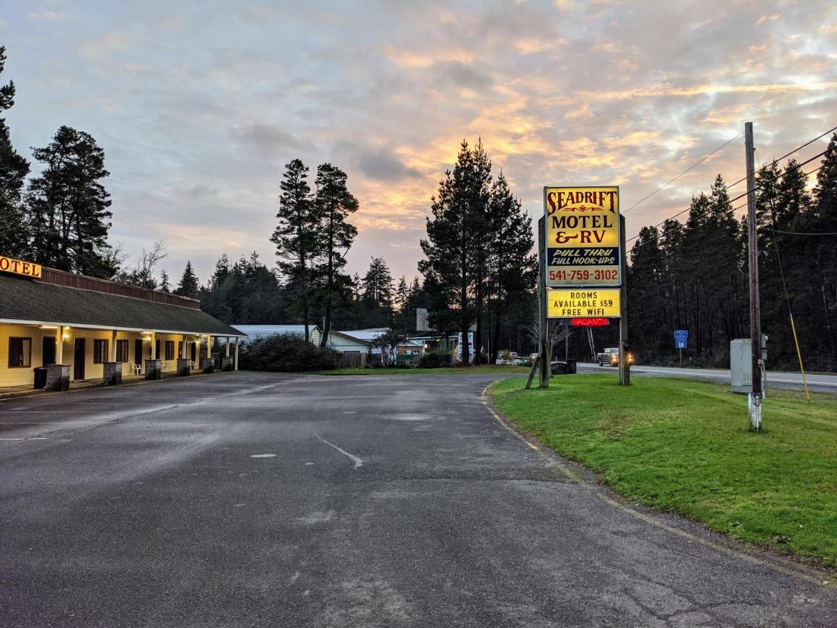 Seadrift Motel & Rv Park Lakeside Bagian luar foto